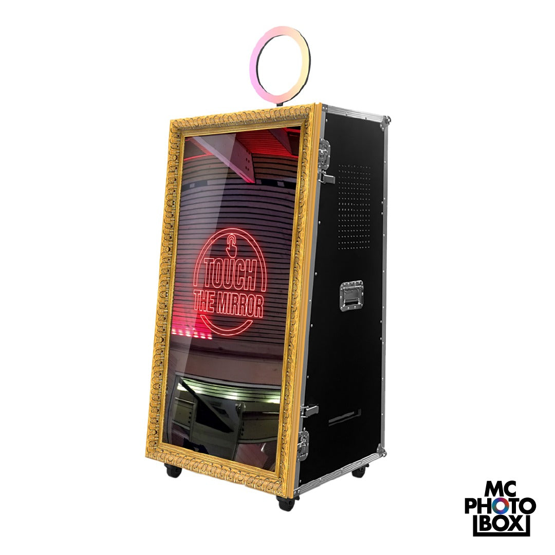 Spiegel-Fotobox zum mieten von McPhotoBox aus dem Main Tauber Kreis